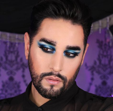 Dark Eyeshadow, Drag King, Male Makeup, Bluish Green, Green Eyes, A Good Man, Natural Makeup, Vogue, For Men