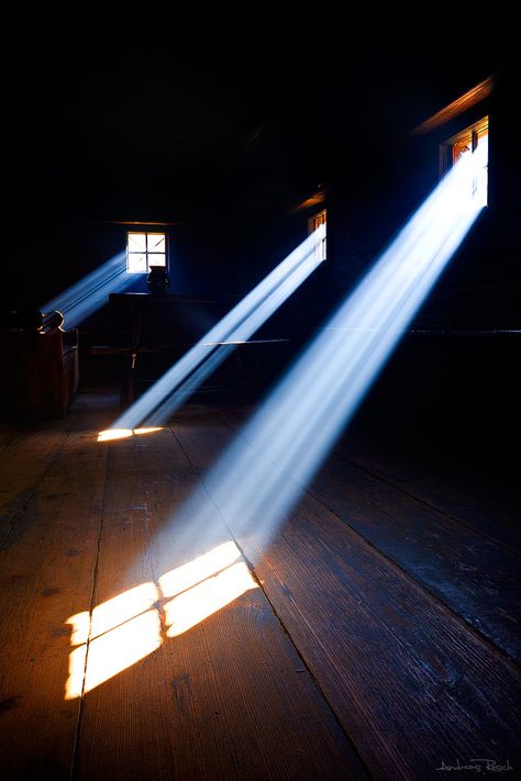 But, soft! What light through yonder window breaks? تاج محل, Beams Of Light, Farmhouse Office, A Dark Room, Shadow Photography, Inspiring Photography, Wooden Floors, Sun Is Shining, Farmhouse Lighting