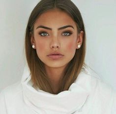 sarahhkincaidd: Eyebrows on fleeeeeeek Passport Photo Makeup, Soft Autumn Makeup, Looks For Green Eyes, Makeup Looks For Green Eyes, All Natural Makeup, Stunning Makeup, Bridal Makeup Looks, Celebrity Makeup Artist, Spring Makeup