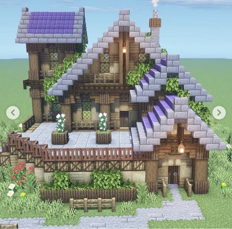 Raised Minecraft House, Minecraft House Inspo Cottage, Silly Minecraft Builds, Minecraft Plains Biome House, Minecraft Dirt House, Minecraft House Inspiration, Pfp Minecraft, Minecraft Pfp, Houses Minecraft