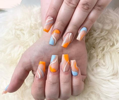 💙🧡 Blippi Nail Design, Blippi Nails, Mclaren Inspired Nails, F1 Nails Designs Mclaren, Mclaren Nails F1, F1 Nails Designs Ferrari, F1 Nails Designs, F1 Inspired Nails, Navy And Orange Nails