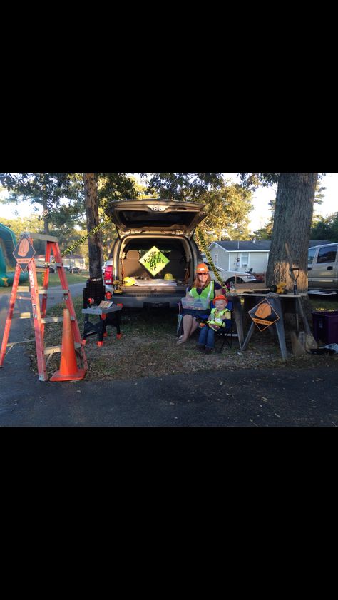 Construction themed trunk or treat. Trunk Or Treat Ideas Construction, Construction Worker Trunk Or Treat, Construction Zone Trunk Or Treat, Trunk Or Treat Construction Theme, Construction Trunk Or Treat Ideas, Construction Trunk Or Treat, Trio Ideas, Trunker Treat Ideas, Church Trunk