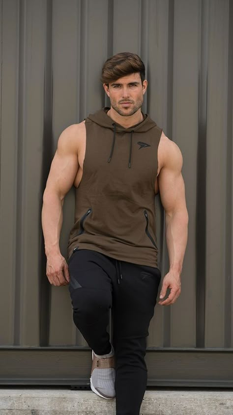 Mens Workout Outfits, Mens Gym Outfits, Guys In Sweatpants, Gym Wear Men, Mens Workout, Gym Outfit Men, Fitness Photoshoot, Sleeveless Hoodie, Mens Workout Clothes