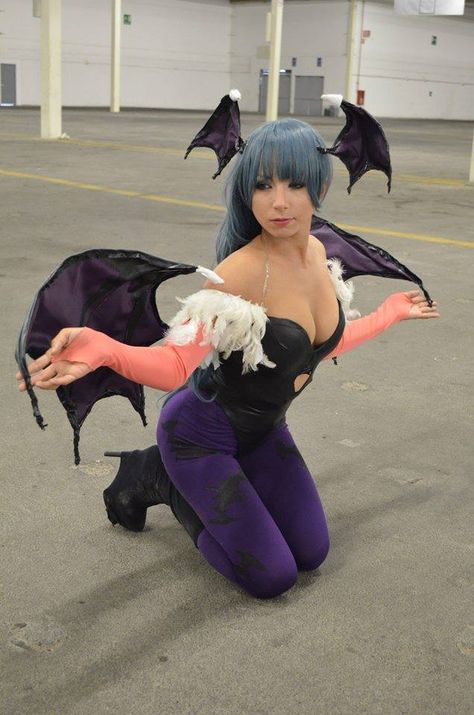 Morrigan Aensland cosplay by Atenea Sandoval Morrigan Cosplay, Morrigan Aensland, Fake Nose, Art Reference, Halloween Costumes, Geek Stuff, Kittens, Batman, For Sale