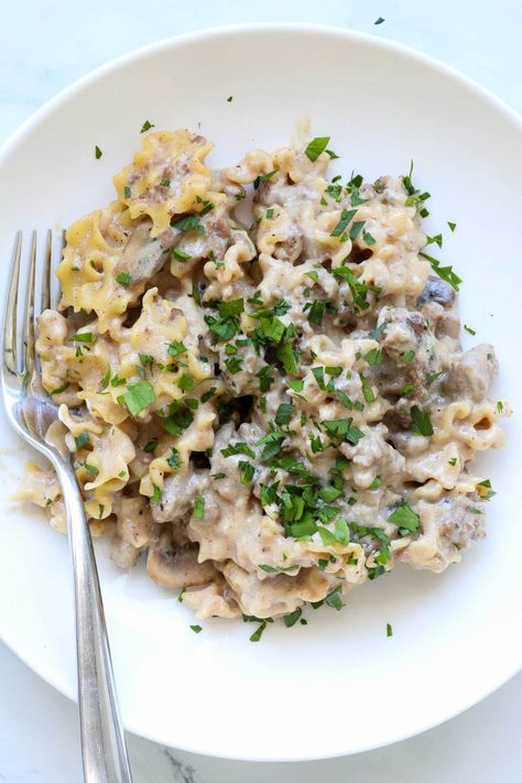 Beef Stroganoff Hamburger Helper Recipe - Farmgirl Gourmet Homemade Hamburger Helper Stroganoff, Beef Stroganoff Hamburger Helper, Beef Stroganoff Hamburger, Hamburger Helper Stroganoff, Hamburger Helper Beef Stroganoff, Recipe For Beef Stroganoff, Hamburger Helper Recipe, Homemade Beef Stroganoff, Hamburger Stroganoff