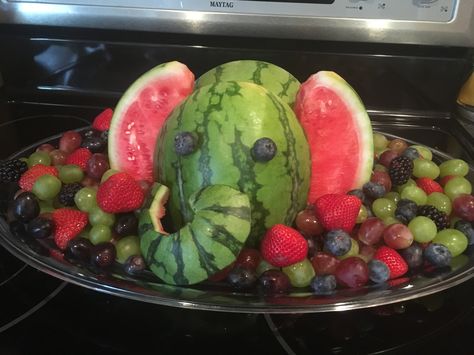 Watermelon elephant fruit tray Elephant Fruit Tray, Shower Fruit Tray, Baby Shower Fruit Tray, Fruit Tray Ideas, Baby Shower Fruit, Fruits Decoration, Fruit Creations, Watermelon Baby, Watermelon Carving