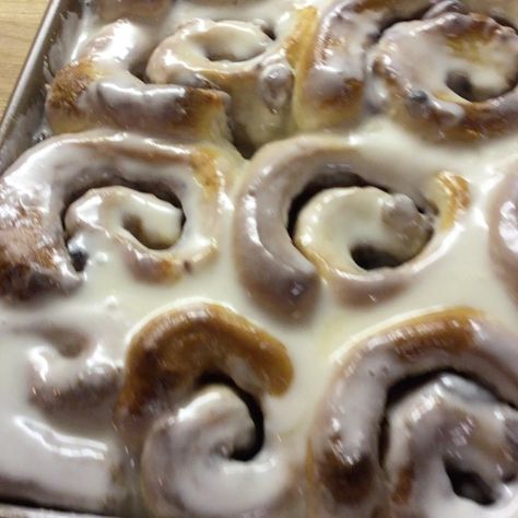 Jeffery W  Williams on Instagram: “OLD SCHOOL TEXAS SIZE CINNAMON ROLLS 4 1/4 to 4 3/4 c. all-purpose flour 1 pkg. active dry yeast 1 1/4 c. milk 1/4 c. granulated sugar 1/4…” Texas Sized Cinnamon Rolls, Dollywood's Cinnamon Bread, Sally’s Baking Soft Dinner Rolls, Americas Test Kitchen Cinnamon Rolls, School Desserts, Old School Desserts, Sally’s Cinnamon Rolls, American Potato Salad, Active Dry Yeast