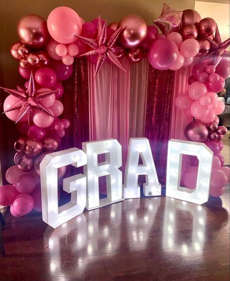 Ballroom Graduation Party, Black And Pink Graduation Party, Graduation Party Pink Theme, Pretty Graduation Party, Hot Pink Grad Party, 8th Graduation Party Ideas, Pink Theme Graduation Party, Shades Of Pink Brunch, Barbie Graduation Party