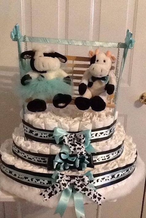 Gender reveal Cow Diaper Cake Cow Gender Reveal Cake, Cow Theme Gender Reveal Ideas, Cow Print Gender Reveal Ideas, Cow Gender Reveal, Cow Diaper Cake, Cow Themed Gender Reveal, Cow Gender Reveal Ideas, Bull Or Heifer Gender Reveal, Cow Baby Shower Theme