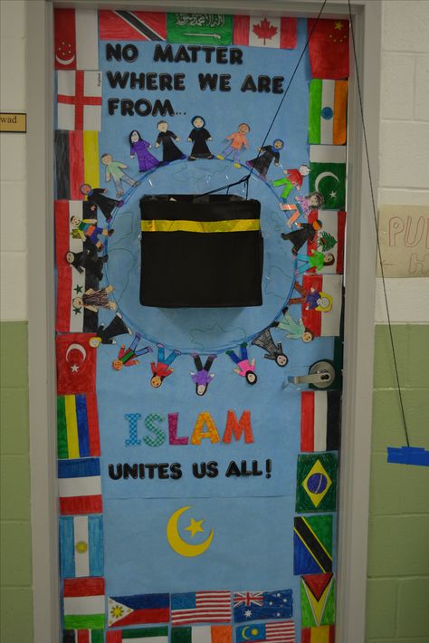 No matter where we are all from ... Islam unites us Eid Ul Adha Crafts, School Wall Decoration, Islamic Kids Activities, Class Displays, Ramadan Activities, Ramadan Crafts, A Pill, Islamic Studies, Door Decorations Classroom