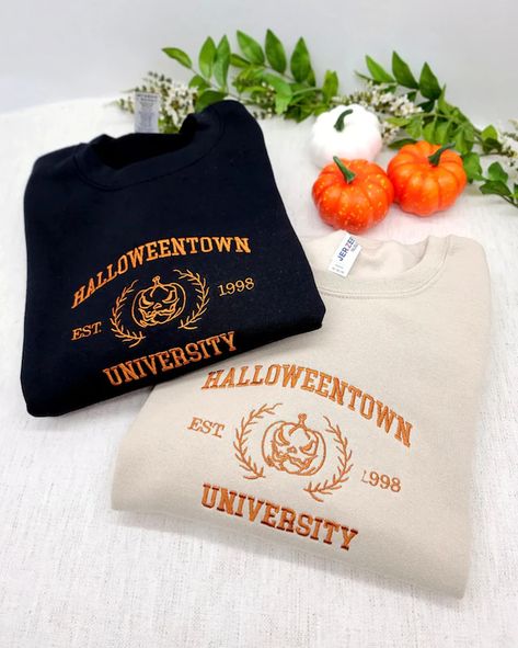 EmbroideryClozet - Etsy Halloween Lifestyle, Halloween University, Embroidered Pullover, Trendy Crewneck, Halloween Clothing, School Sweatshirts, Spooky Gifts, Trendy Fits, Sweatshirt Halloween