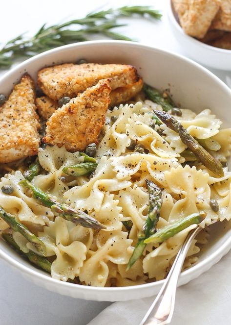 Butter Garlic Noodles Paired with Breaded Tofu – It's All Good Vegan Butter Garlic Noodles, Garlic Noodle, Farfalle Recipes, Breaded Tofu, Quick Dinner Options, Soup Maker Recipes, Nourishing Food, Healthy Vegan Dinner, Butter Pasta