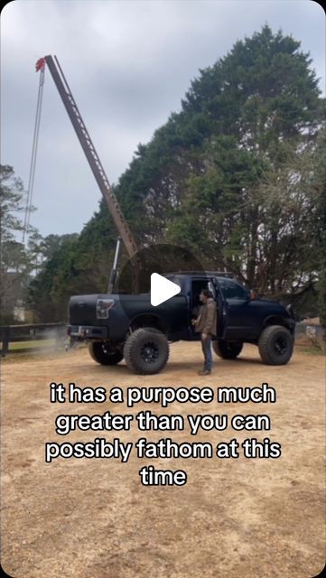 Bruno Cua on Instagram: "Truck bed crane! You guys have been asking for more details, I hope this helps answer some questions. 

#treehouse #tinyhouse #airbnb #building #construction" Tilt Trailer, Truck House, Crane Truck, Truck Mounted Crane, Shop Buildings, Truck Cranes, Air B And B, Some Questions, Building Construction