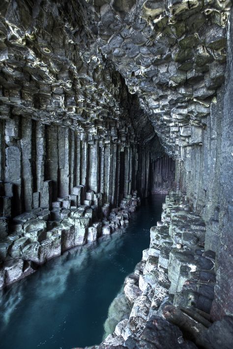 Fingal's Cave, Scotland. :) Cave Reference, Structural Geology, Wanderlust Wednesday, Fingal's Cave, Have Inspiration, Scary Places, Voyage Europe, Scotland Travel, Magical Places