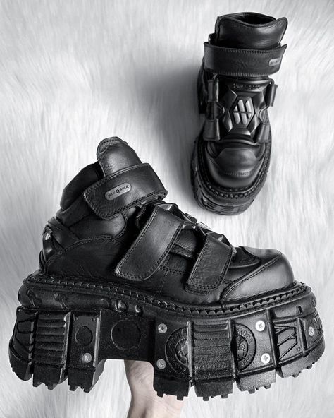 Cyberpunk Techwear, Goth Shoes, Shoe Ideas, Ootd, Sandals, Boots, Outfit Inspo, Closet, Quick Saves