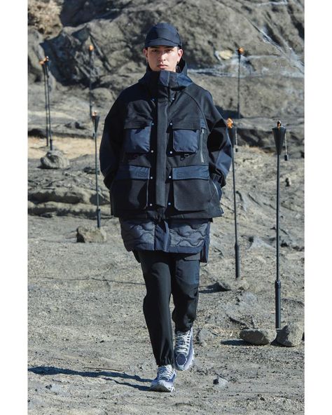 White Mountaineering®︎ (@whitemountaineering_official) • Instagram photos and videos Mountain Fashion, Mountain Wear, Stylish Jackets, Crocodile Leather, Mountaineering, Mens Streetwear, Men's Coats And Jackets, Men Winter, Contemporary Fashion