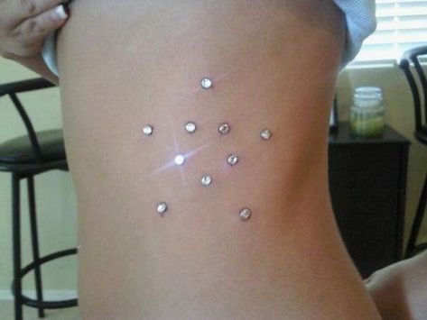 Cool Piercings, Girl Online, Body Modifications, Body Mods, Pretty Tattoos, Tattoos And Piercings, I Tattoo, Girly Things, Belly Button Rings