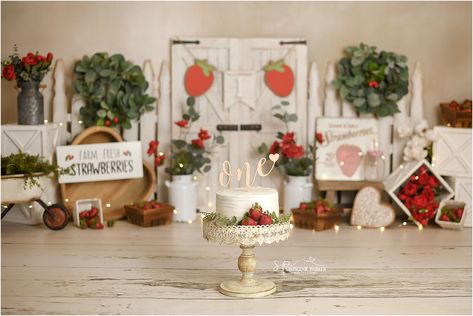 Strawberry Photoshoot, Stephanie Parker, Photography Wallpapers, Strawberry Shortcake Party, White Cake, Photography Wallpaper, Smash Cake, Baby Photoshoot, 1st Bday