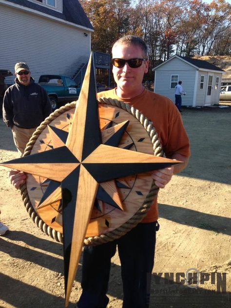 Interesting huge handmade 16 point compass rose made with oak and rope Diy Compass Decor, Compass Diy, Snowboard Decor, Ship Interior, Science Gallery, Wind Rose, Stage Props, Woodworking Inspiration, Kinetic Art