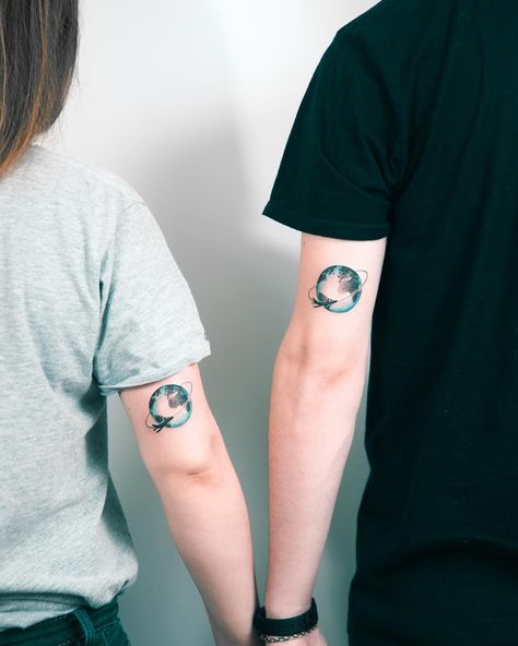 Tattoos For Travel, Matching Love Tattoos, Tattoos Photo, Meaningful Paintings, Mad About You, Best Couple Tattoos, Travel Tattoos, Tattoos Infinity, Skin Paint