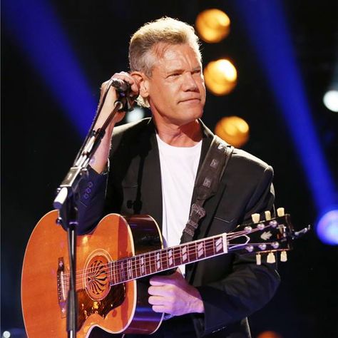 Randy Travis Randy Travis Selfie, Randy Travis, Country Singers, Mens Golf, Golf Outfit, Country Music, Singers, Golf, Music