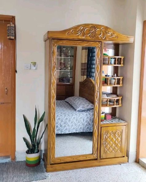 Simple Furniture Design, Comfortable Bedroom Decor, Indian Bedroom Decor, Indian Room Decor, Small Room Design Bedroom, Easy Room Decor, House Interior Design Styles, Small Couch, Indian Home Design