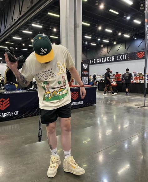 Off White Jordan 4 Sail Outfit, Retro 4 Jordans Outfit, Outfits With Jordan Retro 4, Jordan Retro 4 Outfits, Jordan 4 Outfit Men, Retro 4 Jordans, Jordan 4 Outfit, 4s Outfit, Air Jordan Outfit