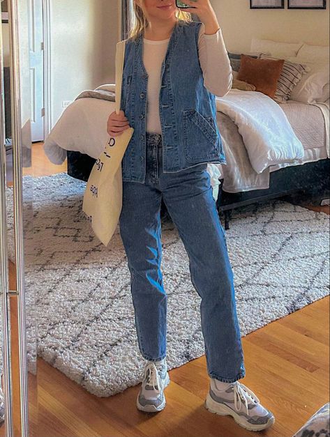 Denim Vest With Long Sleeve Shirt, Jeans Waistcoat Woman Outfit, Winter Denim Vest Outfit, Vintage Jean Vest Outfits, Canadian Tuxedo Outfit, Denim Vest Jacket Outfit, 90s Denim Vest Outfit, How To Wear A Denim Vest, Denim Vest Winter Outfit