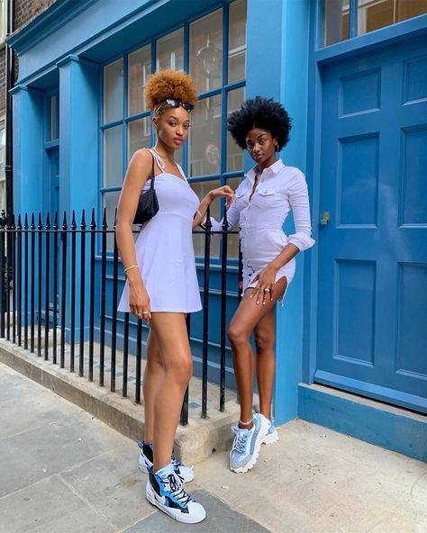 Tall Girl Aesthetic, Cute Sister Pictures, Tall Girl Fashion, Bestie Outfits, Hot Girl Summer, Goonies, Photoshoot Themes, Model Aesthetic, Bestie Goals