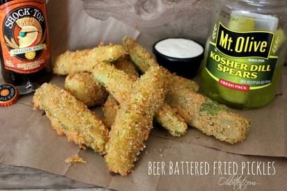 Beer Battered Fried Pickles! Pickle Spears Recipe, Beer Battered Fries, Pickle Spears, Beer Battered, Fried Pickles, Beer Batter, Party Food Appetizers, Appetizer Dips, Fried Food