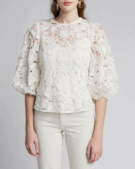 Business Casual Winter Outfits, Classic Winter Outfits, Lace Shirt Outfit, Business Casual Outfits Winter, Áo Blu, Winter Outfits For Women, Outfits For Women Over 50, Kebaya Modern Dress, Business Casual Winter