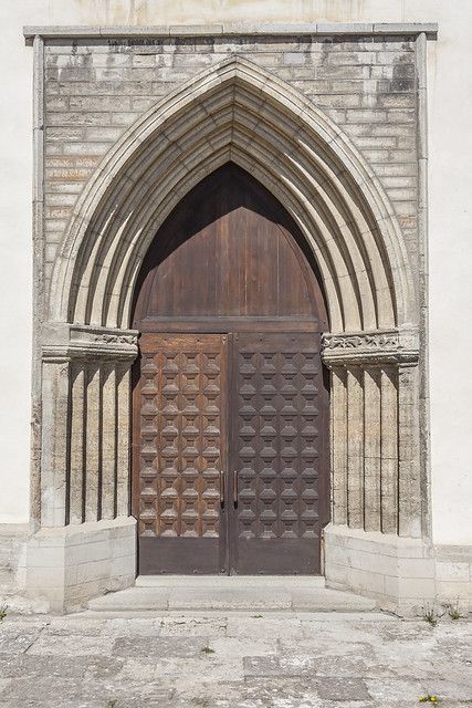 Medieval Door | Medieval Door | Vladimir | Flickr Medieval Doors, Church Entrance, Medieval Door, Castle Doors, Door Design Interior, Gothic Architecture, Beautiful Doors, Entrance Doors, Floor Plan Design