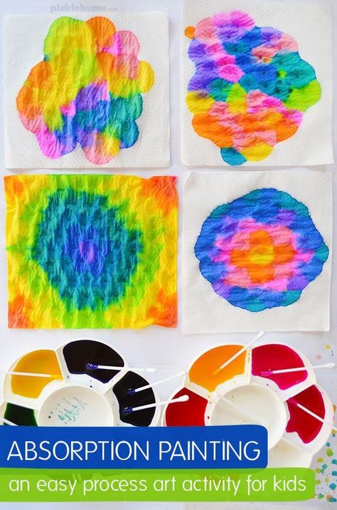 Absorption painting - a super easy process art activity for kids Squish Painting, Easy Process Art, Process Art Preschool, Art Montessori, Pasta Crafts, Art Activity For Kids, Diy Marker, Montessori Art, Painting Activities