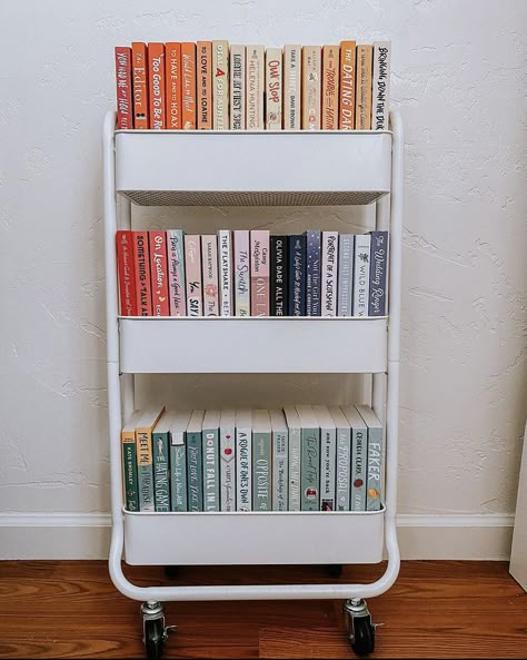 Reading Journal Ideas, Pure Aesthetic, Bookshelf Aesthetic, Book Carts, Bookshelf Inspiration, Book Cart, Book Corners, Book Organization, Room Makeover Inspiration