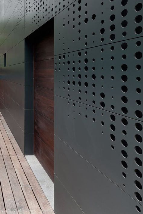 Exterior Wall Cladding, Metal Facade, Cladding Materials, Metal Cladding, Hal Decor, Metal Screen, Perforated Metal, Exterior Cladding, Building Facade