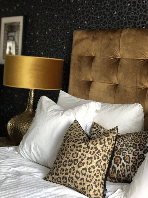 Leopard Print Room, New Home Decorating Ideas, Moody Modern, Bohemian Chic Decor, Lay Me Down, Future Room, Cozy Spaces, African Decor, New Home Decor