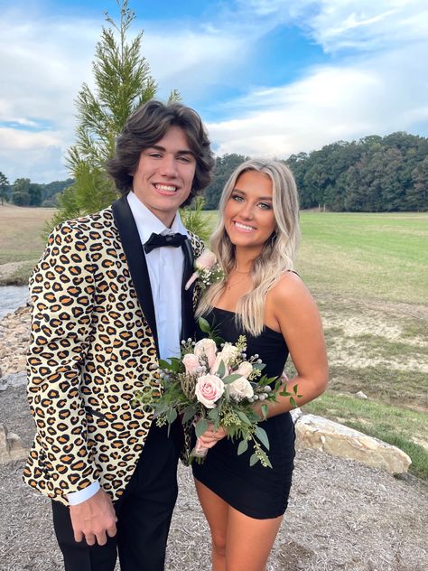 All Black Hoco Couple, Black Homecoming Dress Couple, Black Homecoming Dress Short, Hoco Couples, Hoco Dance, Black Hoco Dresses, Homecoming Dresses Short Black, Homecoming Dates, Cute Hoco Dresses