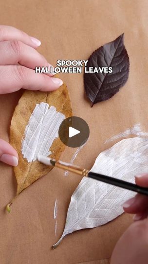 7.5M views · 10K reactions | Halloween Leaf Craft 🍁 👻 🎃 Get the tutorial 👇🏼 #halloweencrafts | hello, Wonderful | hello, Wonderful · Original audio Creative Halloween Decorations, Leaf Craft, Easy Halloween Crafts, Halloween Goodies, Leaf Crafts, Cadeau Diy, Fall Decor Diy, Leaf Art, Easy Halloween