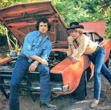 Dukes of Hazzard Tom Wopat, Bo Duke, Dukes Of Hazard, Catherine Bach, John Schneider, Dukes Of Hazzard, The Dukes Of Hazzard, General Lee, Daisy Dukes