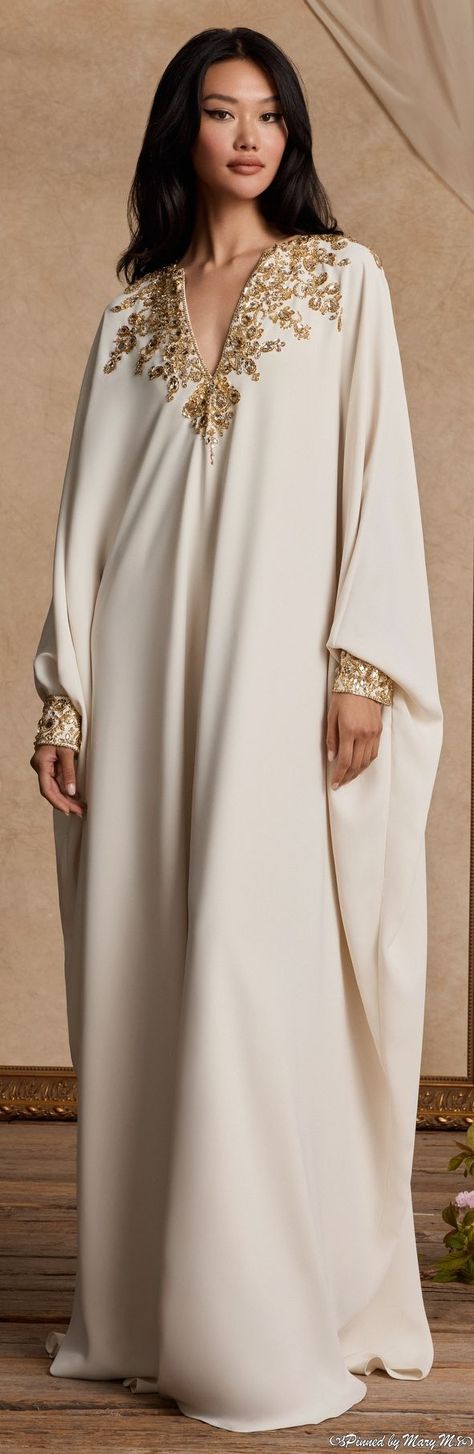 #PamellaRoland #Resort2025 #Fashionrunway #Runway Pakistani Party Wear Dresses, Muslim Dresses, Pamella Roland, Kaftan Designs, Short African Dresses, Moroccan Fashion, Islamic Dress, Designer Party Wear Dresses, Abayas Fashion