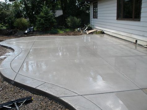 Concrete Patio Ideas to Choose from for your Compound - Decorifusta Diy Concrete Patio, Design Per Patio, Patio House, Cement Patio, Concrete Patio Designs, Concrete Patios, Patio Slabs, Stamped Concrete Patio, House Extension