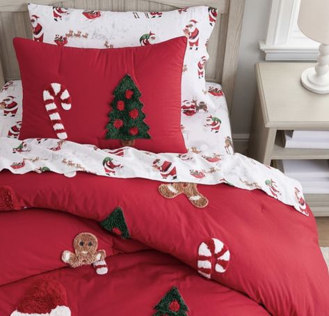 Christmas Bedding Ideas, Cozy Christmas Room, Christmas Bed, Holiday Bedroom Decor, Holiday Bed, Holiday Bedroom, Christmas Bedding, Hanging Stockings, Christmas Decorations Bedroom