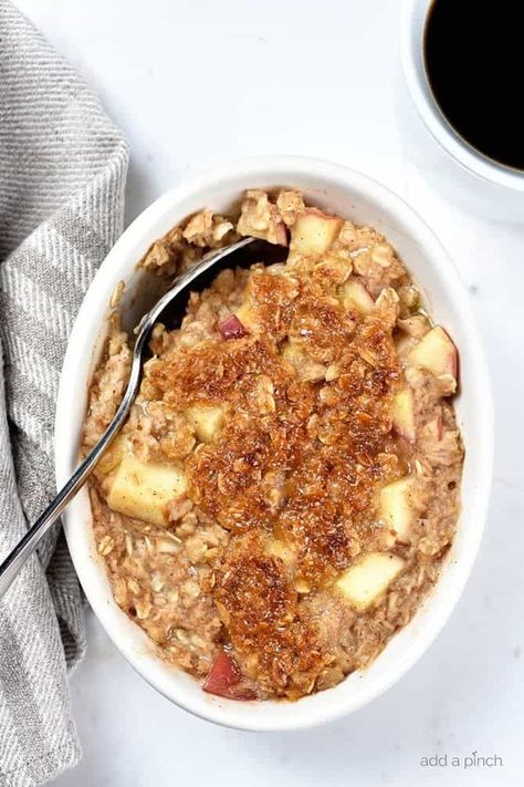 Apple Crisp Oatmeal, Instant Oatmeal Recipes, Quaker Oats Recipes, Apple Crisp No Oats, Apple Crisp With Oatmeal, Live Well Bake Often, Best Apple Crisp Recipe, Healthy Apple Crumble, Oatmeal Crisp