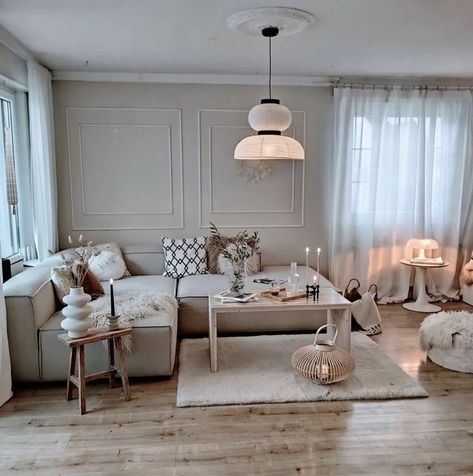 Swedish Living Room, Scandinavian Flooring, Scandanavian Interiors, Living Rooms Ideas, Swedish Interior Design, Scandi Decor, Swedish Furniture, Rooms Ideas, Chic Spaces