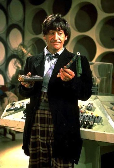 Doctor Who Patrick Troughton, Patrick Troughton Doctor Who, 2nd Doctor, Patrick Troughton, Doctor Who Outfits, Original Doctor Who, Peter Davison, Specimen Book, Doctor Who Tv