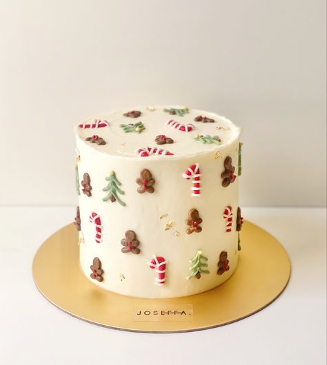 Christmas Cake Ideas, Gingerbread House Ideas, Christmas Themed Cake, The Best Dessert, Christmas Cake Designs, Xmas Cake, Best Dessert, Pretty Birthday Cakes, Cute Birthday Cakes