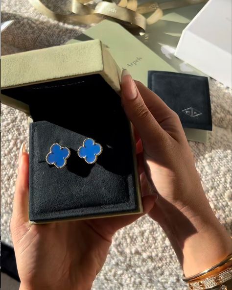 Van Cleef & Arpels Blue Gate Earrings (@styledbyshishi) Blue Van Cleef Earrings, Blue Van Cleef, Van Cleef Arpels Blue, Van Cleef Earrings, Van Cleef Arpels Earrings, Van Cleef Necklace, Dream Things, Blue Vans, Classy Jewelry