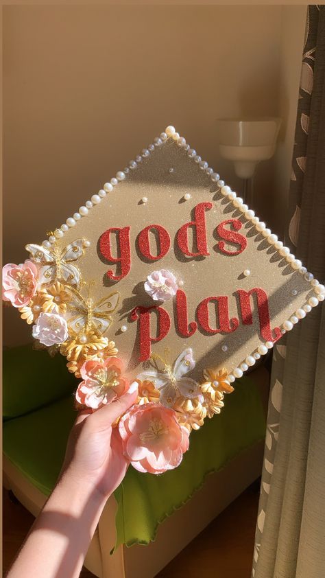 Christian Cap Ideas For Graduation, God Did Graduation Cap, Godly Graduation Caps, Grad Cap Designs Christian, Gods Plan Grad Cap, Fun Grad Cap Ideas, God Grad Caps, Graduation Cap Designs Drake, Drake Grad Cap