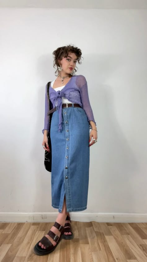 70s Denim Dress Outfit, Hippie Denim Skirt, Denim Dress Outfit Aesthetic, Summer Outfits Whimsigoth, 90s Skirt Outfits Long, Sophie Seddon, Denim Maxi Skirt Outfit, Long Denim Skirt Outfit, Denim Dress Outfit