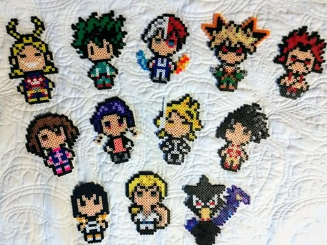 Image Pixel Art, Hero Crafts, Perler Beads Ideas, Modele Pixel Art, Easy Perler Bead Patterns, Melty Bead Patterns, Pearl Beads Pattern, Perler Art, Perler Bead Templates